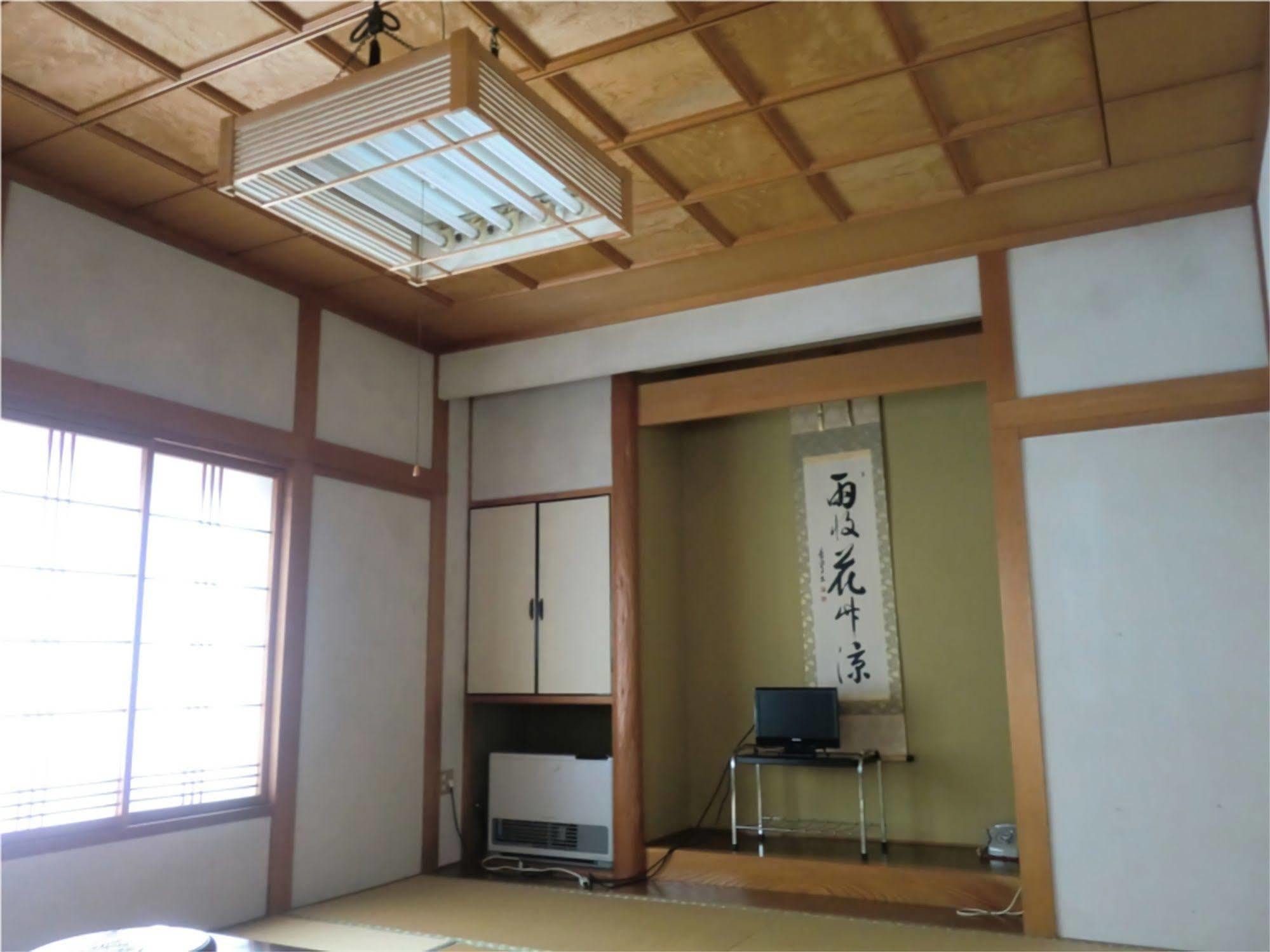 מלון Shizukuishi Onsen Minshuku Sakaeya מראה חיצוני תמונה